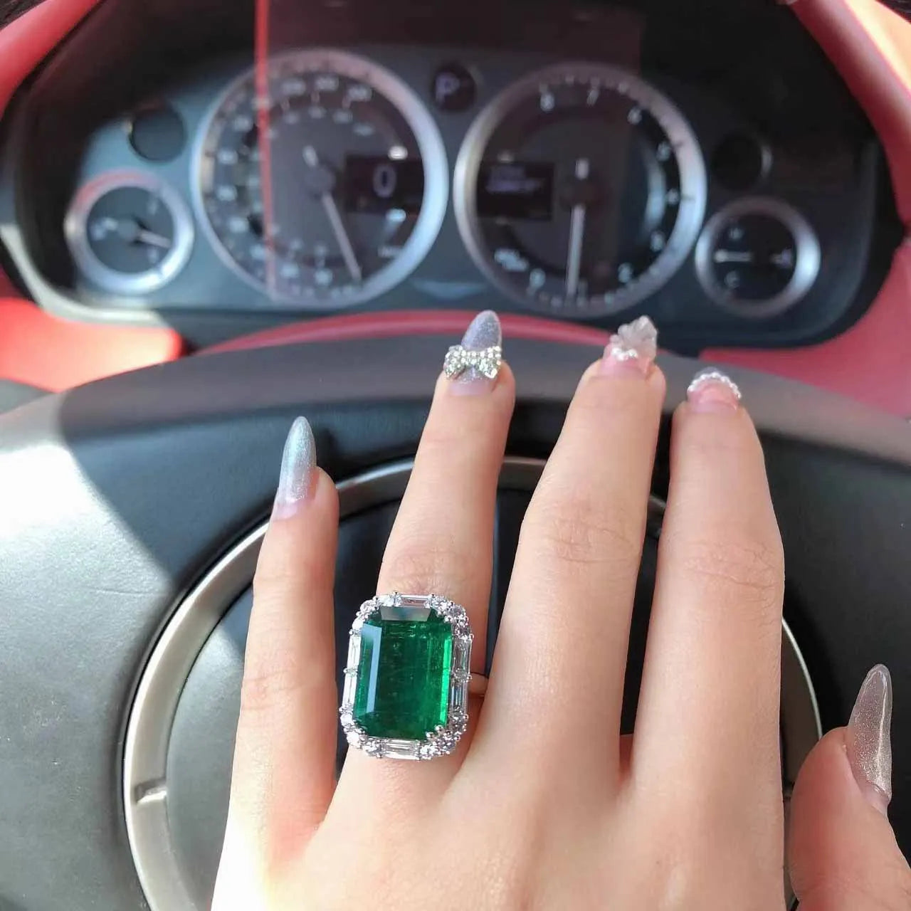 Valuable Lab Emerald Diamond Finger Ring Party