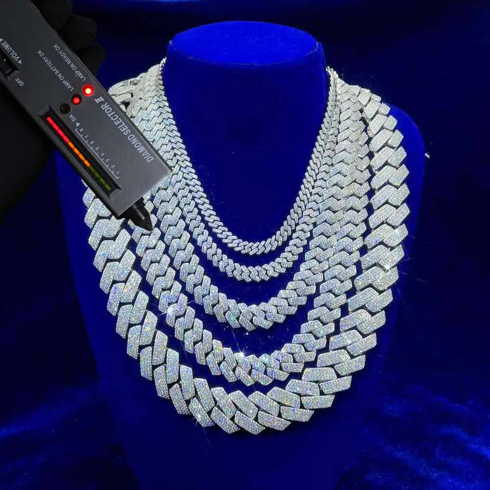 Moissanite Cuban Link Chain